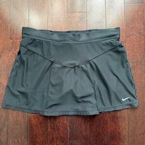 Nike Women’s Skort Skirt Size XS Tennis Golf Active Athletic Dri Fit Black